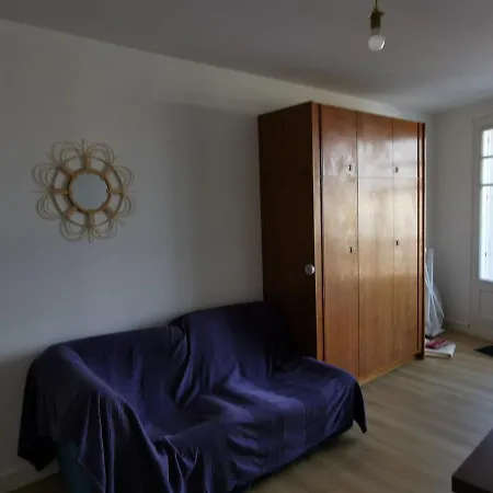 Quai Herve Rielle Апартаменты *